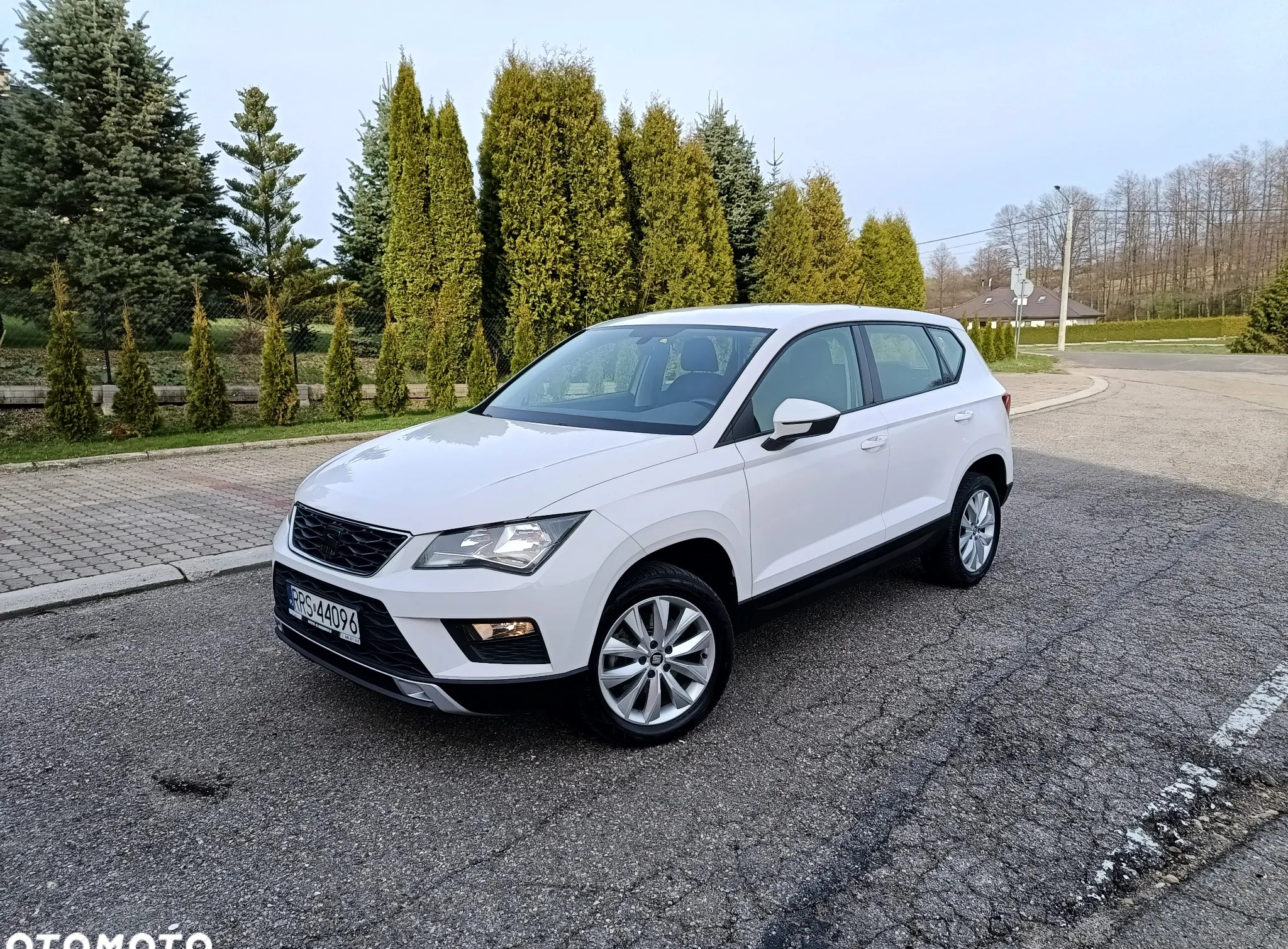 Seat Ateca cena 59900 przebieg: 165000, rok produkcji 2016 z Serock małe 631